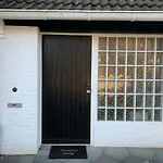 Apartment 900M To Exhibition