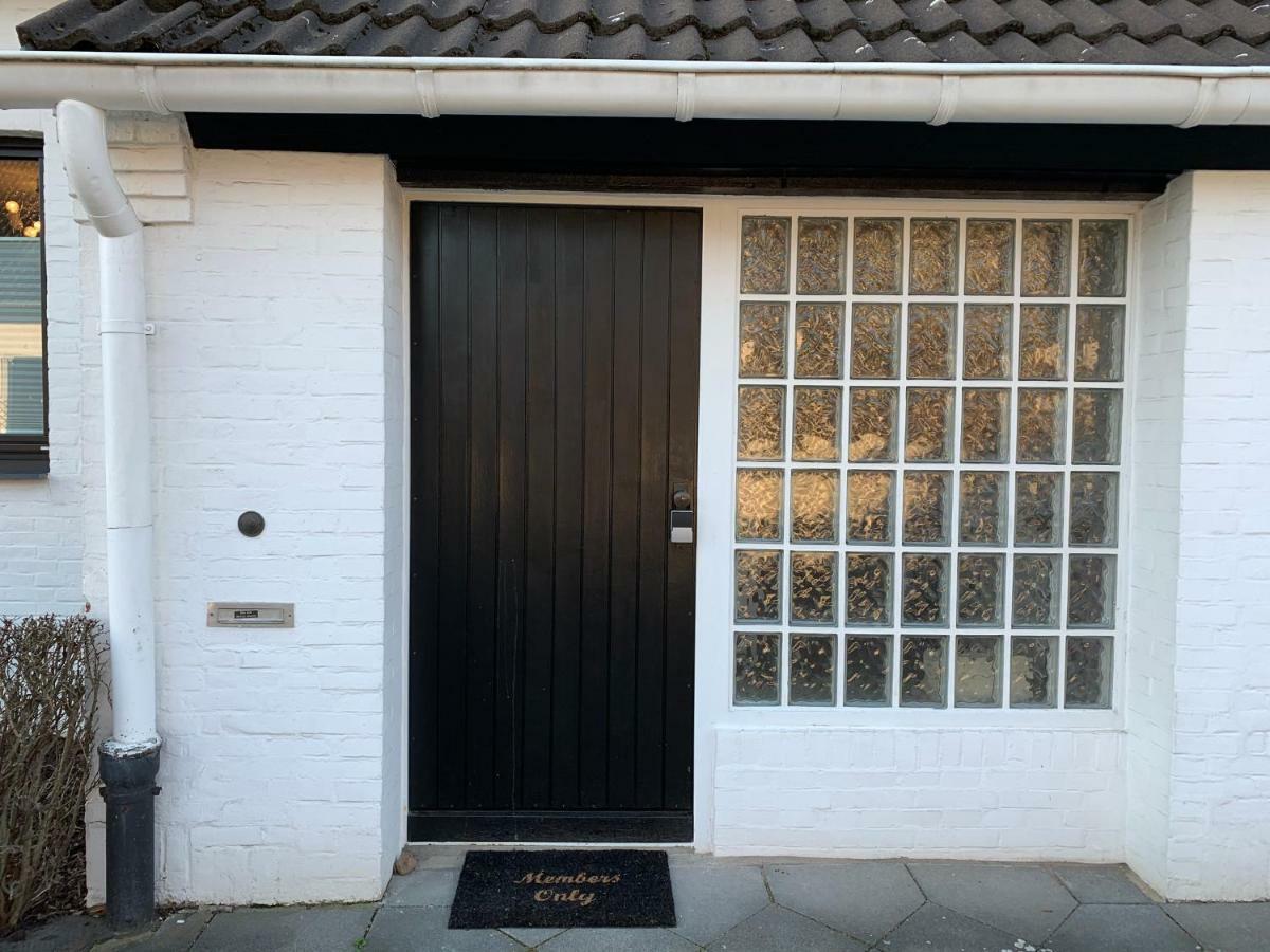 900m To Exhibition * Dusseldorf