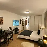 Apartment 900M To Exhibition